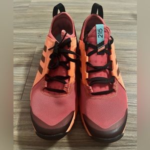 Adidas Continental 215